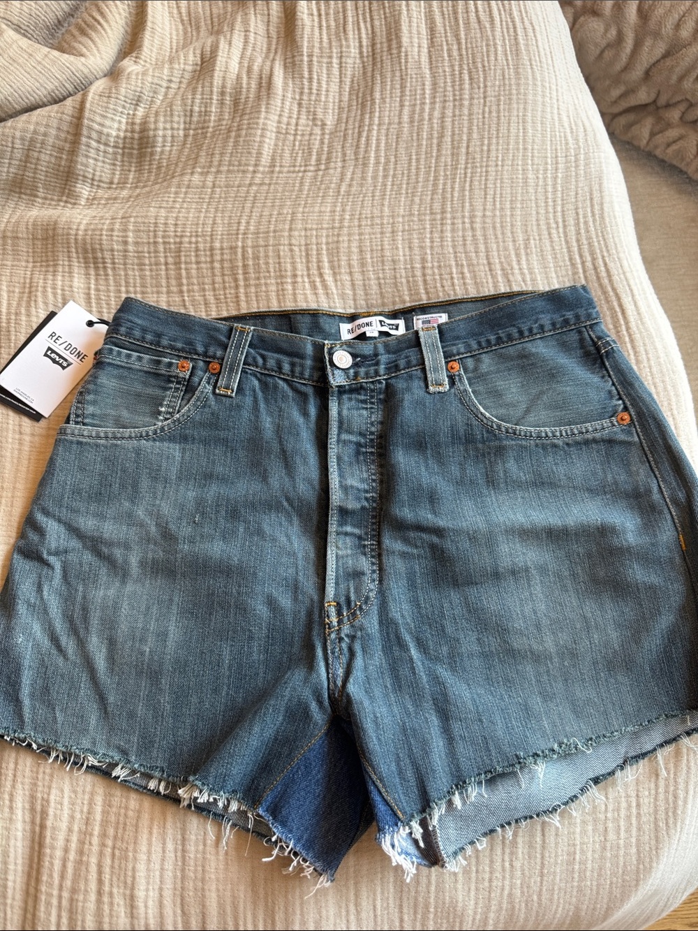 Re/Done Vintage-Inspired Medium Blue High-Rise Denim Cutoff Shorts
